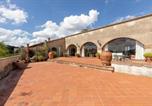 Location vacances Capannoli - La Casa Degli Archi-1