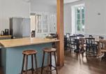 Location vacances Gramat - Ancien Hôtel rénové à Alvignac Volume et charme piscine pour 12 personnes-3