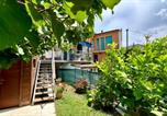 Location vacances  Province d'Ancône - N275 - Numana, trilocale in centro con delizioso giardino-2