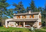 Location vacances Urbino - 4 Bedroom Beautiful Home In Acqualagna-1