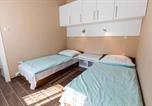 Location vacances  Hongrie - Apartments in Siofok - Balaton 49198-2