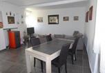 Location vacances Moustiers-Sainte-Marie - Maison de Village-2