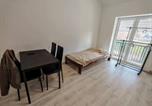 Location vacances Kecskemét - Workstay Apartment Modern Comfort with Private Parking, Near City Amenities-4