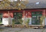 Location vacances  Gare de Greifswald - Ferienwohnungen am Museumshafen-4