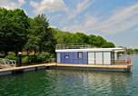 Hôtel Lügde - Hausboot Hering - Lp7-1