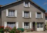 Location vacances Pulney - Gîte convivial avec 3 chambres, proche du patrimoine historique, cour et équipements inclus - Fr-1-589-38-1