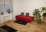 Location vacances Bratislava - Central Gate Old Town Apartment-1