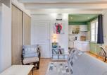 Location vacances Vauvert - Un Petit Coin De Paradis De 35 M²-4