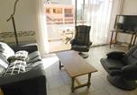 Location vacances Bord de mer de Le Lavandou - Appartement T2 avec Terrasse Sud, Garage, Centre-ville du Lavandou, Proche Plage - Fr-1-251-789-4