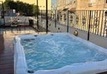 Location vacances Vieille ville d’Acre - Port City Haifa - Urban Penthouse Loft Wjacuzzi-2