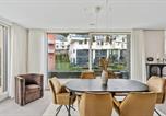 Location vacances  Luxembourg - Luxury 2br, Free Parking, Balcony-1