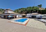 Location vacances Sayalonga - Villa Alejandro En Sayalonga-1