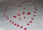 Location vacances  Province de Barletta-Andria-Trani - Ayur Emotional Suite-2
