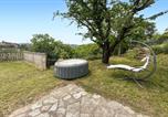 Location vacances  Province d'Asti - 2 Bedroom Beautiful Home In Cortazzone-3
