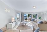 Location vacances Airlie Beach - Whitsunday Beachfront Apartment on Broadwater-3