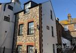 Location vacances Broadstairs - Albert's Villa Modern 2 bedroom cottage near beach-1