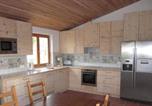 Location vacances Le Pouget - Maison Orange-4