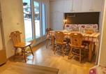 Location vacances Risoul - Studio cabine 8 pers, Sud, pied de piste, centre station, proche commerces et Esf - Fr-1-330-40-2