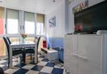 Location vacances  Valence - One-Bedroom Apartment In La Pobla De Farnals-4