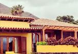Location vacances San Miguel de Abona - Large Heated Pool, Hot Tub, Bar, Games Room, Gym, 2 Caves, New Outdoor Kitchen-4