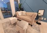 Location vacances  Canada - Gorgeous Apartment with Balcony 24-7 Gym-1