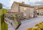 Location vacances Hartlington - The Old Cobblers-1