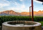 Location vacances Wellington - Seven Oaks Vineyard Cottages-3