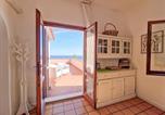 Location vacances  Province de Livourne - Trilocale Maestrale Beach-2