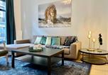 Location vacances Antwerpen - Antwerp Retreat with Kosher Kitchen-1