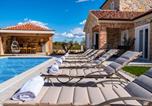 Location vacances Zadarska - Villa Bocagnazzo-1