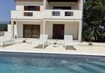 Location vacances Posedarje - Zen Garden Villa with heated pool-2