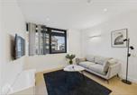 Location vacances Hounslow - Modern 1-Bed Flat in Brentford, Quiet Stylish-1