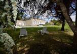 Location vacances Bourgougnague - Maison à la campagne pour 8 personnes - Clévacances 3 clés-2