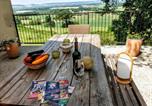 Location vacances Castelmoron-sur-Lot - Ferme du Moulin de Paillères, vue panoramique, piscine - idéal 4 à 5 personnes-4