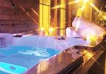 Location vacances   La cathédrale Saint-Rupert - Wellness Chalet mit Whirlpool und Sauna bei Salzburg und Berchtesgaden-4