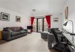 Location vacances Liverpool - Liverpool City Centre Apartments - East Village-1