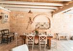 Location vacances Locorotondo - Helloapulia Locorotondo - Trullo dei Quattro Venti, Infinity Pool, 5 Min drive from old town-3