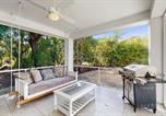 Location vacances  Parc national des Everglades - Coastal Chic Snowbird-Friendly Home with Central Ac, High-Speed Wifi, and Washer/Dryer-1