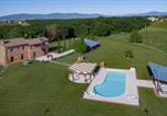 Location vacances  Province d'Arezzo - Boschi Salviati-1