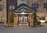 Hôtel Asheville - Brookstone Lodge near Biltmore Village, an Ascend Collection Hotel-3