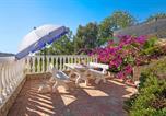 Location vacances  Salir - Villa Isabel-4