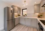 Location vacances  Gare d'Oxford - Modern Apartment in the Heart of Historic Oxford-4