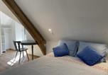 Location vacances Ygrande - Maison de ferme rénovée 18ème siècle avec piano et charme authentique - Fr-1-489-433-3