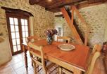 Location vacances Valréas - Cozy Home In Valreas With Wifi-2