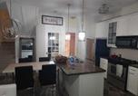 Location vacances Vancouver - Vancouver Townhouse Modern 2-Bedroom Retreat in the Heart of Downtown-4
