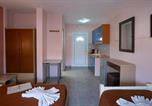 Hôtel Kalandra - Hotel Dionysos Polichrono-4