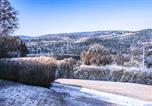 Location vacances  Nièvre - Chalet chaleureux à Marigny-l'Église avec vue sur lac et montagne-3