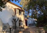 Location vacances  Province de Nuoro - Taddore Green Lodge-1