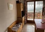 Location vacances Les Angles - Charmant T2 avec balcon, parking à 50m des commerces - Fr-1-295-156-2