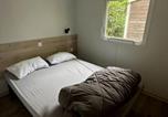 Location vacances Agen - Chalet 6 Pers avec Terrasse et Cuisine Equipée - Api-1-52-969-4